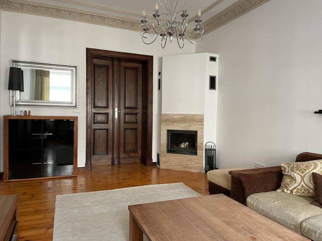 Uroczy Apartament 97M2 W Samym Centrum Wroclawia ภายนอก รูปภาพ